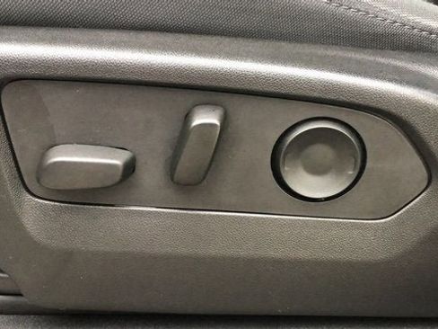 Used 2022 Chevrolet Silverado 1500 RST w/ Convenience Package II image 17