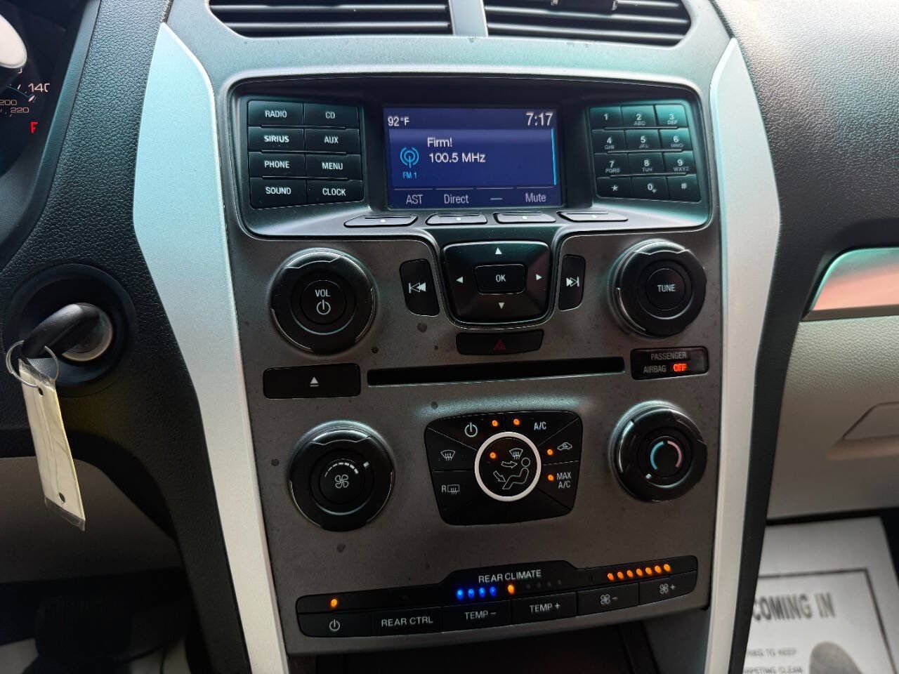 Used 2015 Ford Explorer FWD image 26