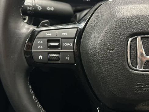 Used 2025 Honda Civic Sport image 17