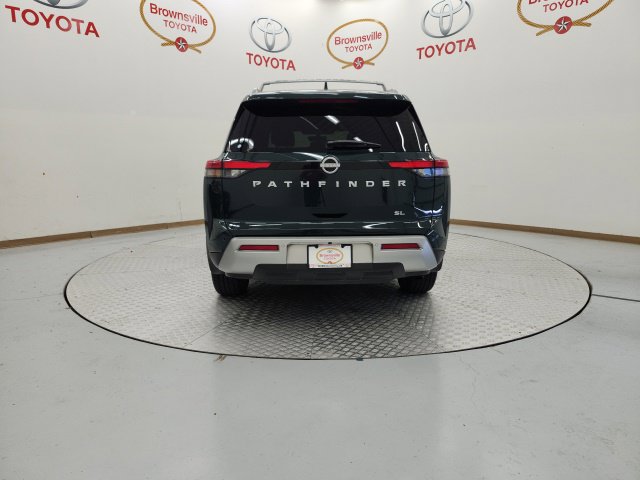 Used 2024 Nissan Pathfinder SL FWD image 7