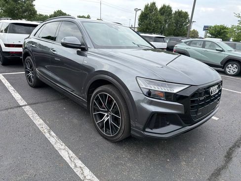 Used 2019 Audi Q8 Prestige w/ Year 1 Package AWD/4WD image 2