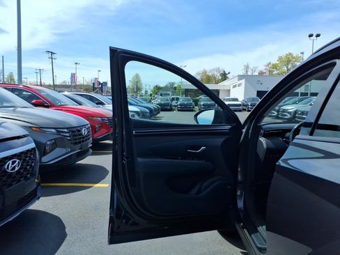 Certified 2023 Hyundai Tucson Limited AWD/4WD image 21