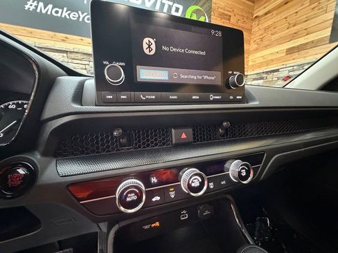 Used 2023 Honda CR-V LX image 18