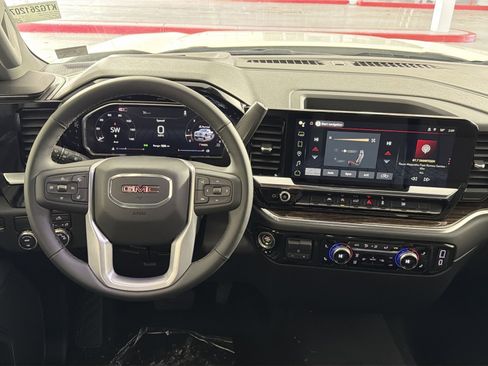New 2026 GMC Sierra 1500 SLE image 16