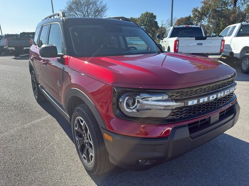 New 2025 Ford Bronco Sport Outer Banks AWD/4WD image 3
