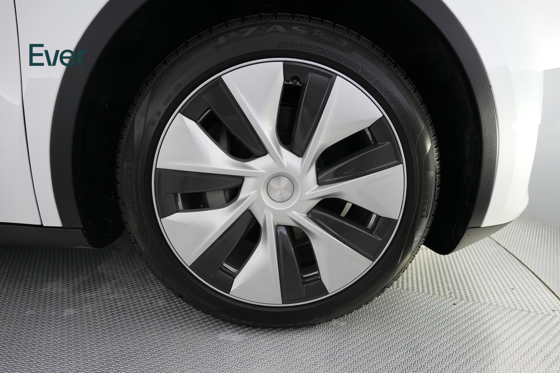 Used 2023 Tesla Model Y Long Range AWD/4WD image 20