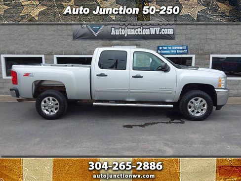 Used 2014 Chevrolet Silverado 2500 LT w/ Suspension Package, Off-Road AWD/4WD image 1