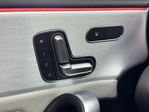 Used 2021 Mercedes-Benz A 35 AMG 4MATIC image 18