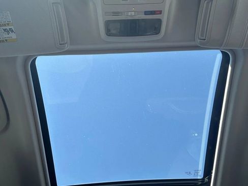 Used 2018 Subaru Forester 2.5i Touring w/ Popular Package #3B image 33