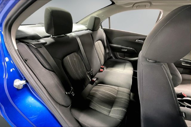 Used 2020 Chevrolet Sonic LT FWD image 23