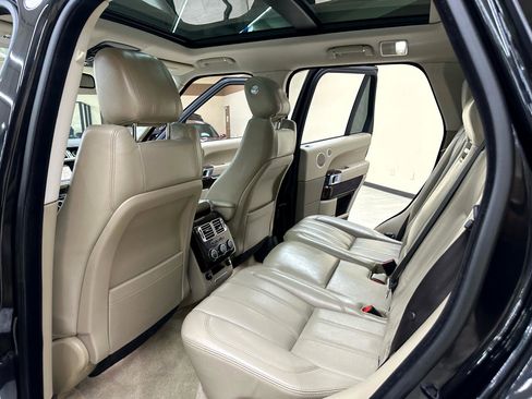 Used 2014 Land Rover Range Rover HSE image 36