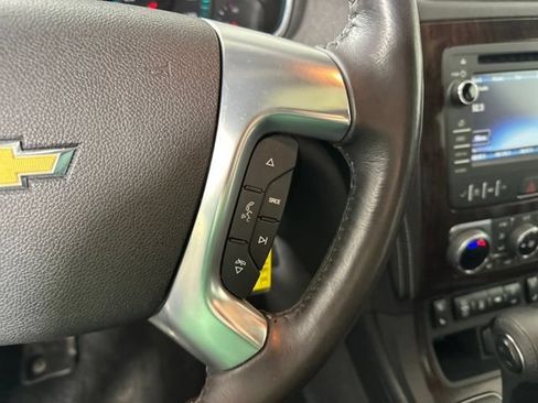 Used 2017 Chevrolet Traverse Premier FWD image 22