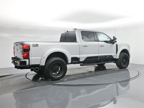 New 2026 Ford F250 Lariat w/ Black Appearance Package image 36