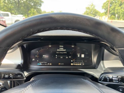 Used 2024 Lincoln Aviator AWD image 23