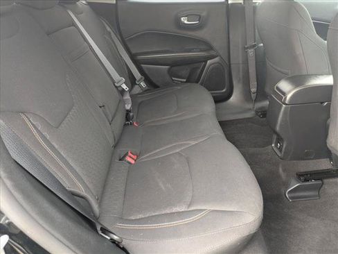 Used 2017 Jeep Compass Sport AWD/4WD image 18