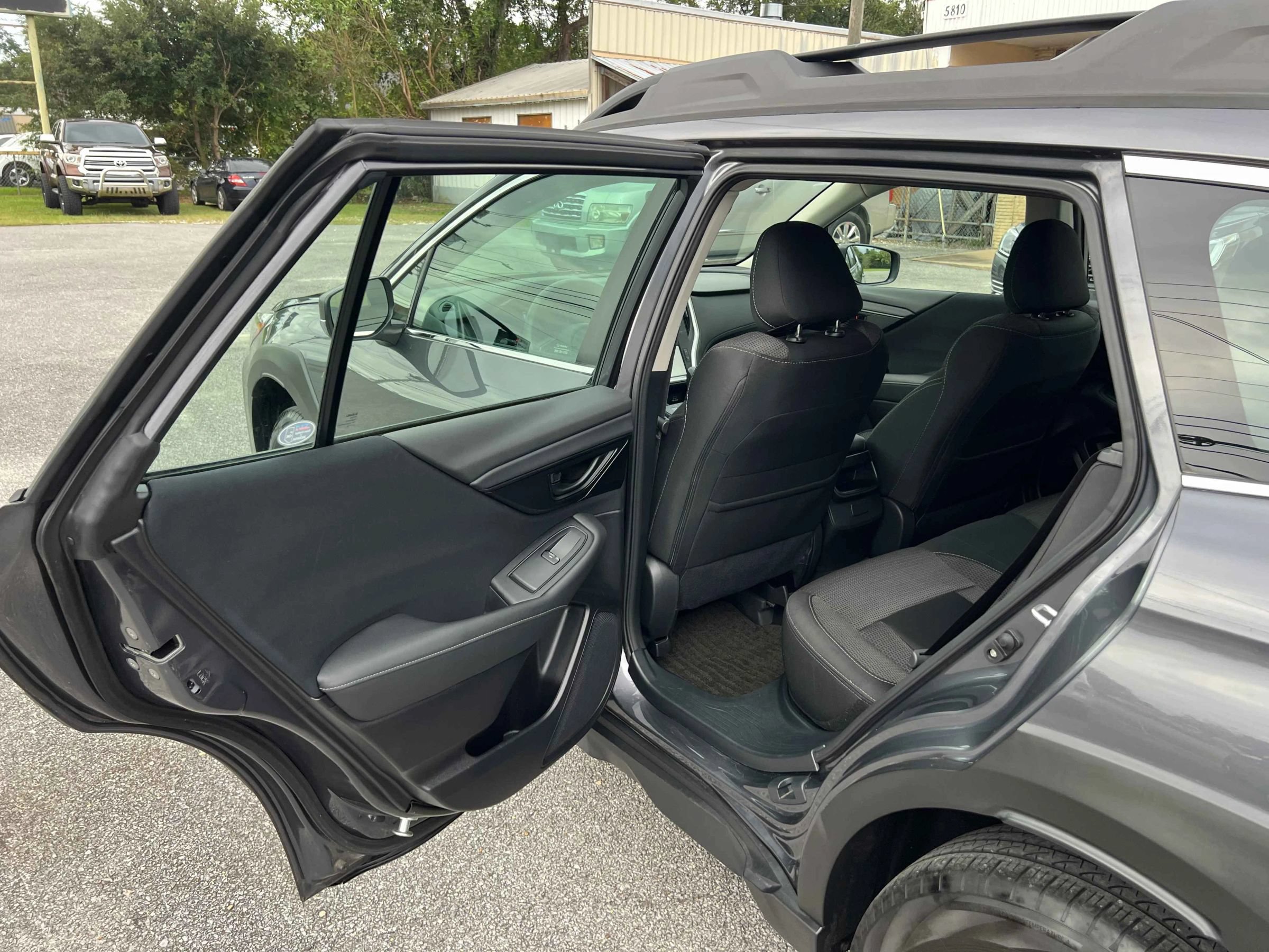 Used 2024 Subaru Outback AWD/4WD image 13