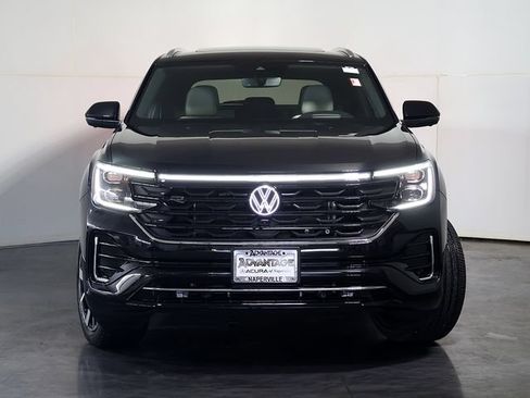Used 2024 Volkswagen Atlas Cross Sport SEL Premium R-Line AWD/4WD image 9