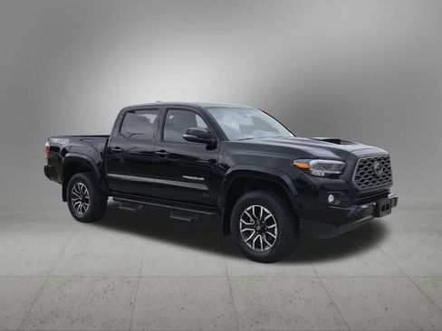 Used 2023 Toyota Tacoma TRD Sport w/ Technology Package AWD/4WD image 8