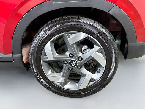 Certified 2024 Hyundai Venue Limited FWD image 29