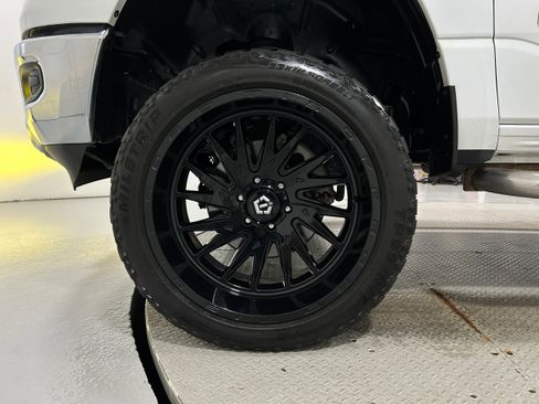 Used 2019 RAM 1500 Big Horn AWD/4WD image 34