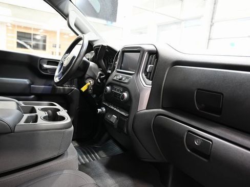 Used 2020 Chevrolet Silverado 1500 Custom Trail Boss w/ Custom Convenience Package image 14