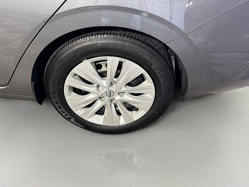 Used 2025 Nissan Sentra S FWD image 28