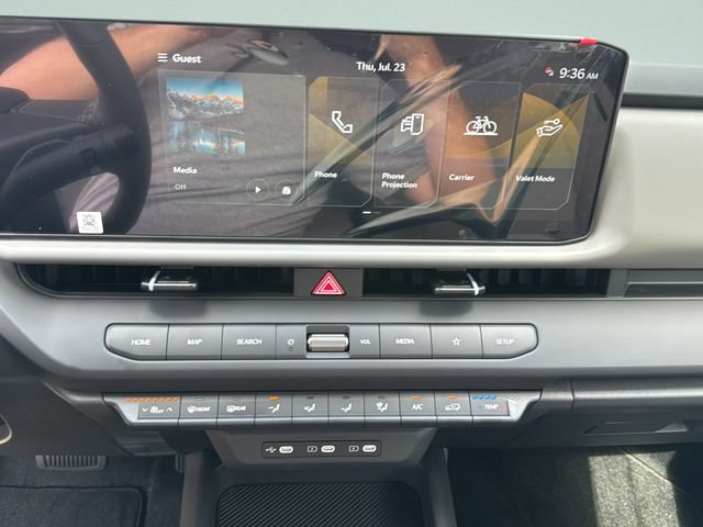 Certified 2027 Kia Seltos LX FWD image 22