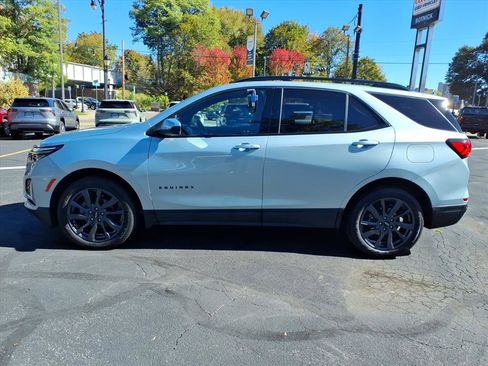 Used 2022 Chevrolet Equinox RS image 6