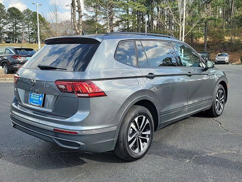 Used 2024 Volkswagen Tiguan S image 5