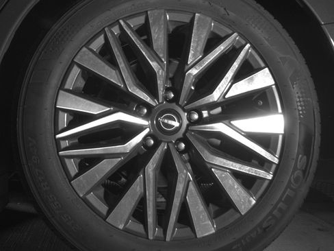 Used 2025 Nissan Altima 2.5 SV image 14