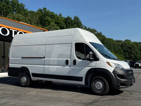 Used 2025 RAM ProMaster 3500 FWD image 29