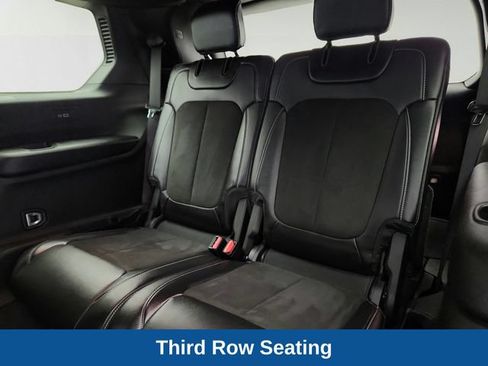 Used 2022 Jeep Grand Cherokee L Laredo AWD/4WD image 23