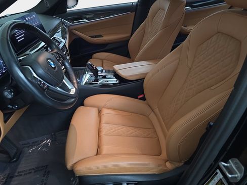Used 2021 BMW 530e RWD image 17