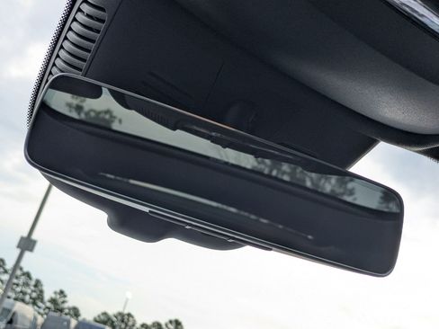 New 2025 Mercedes-Benz GLB 250 image 28