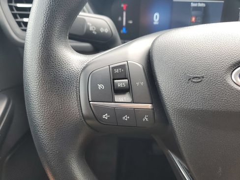 Used 2025 Ford Escape Active AWD/4WD image 19