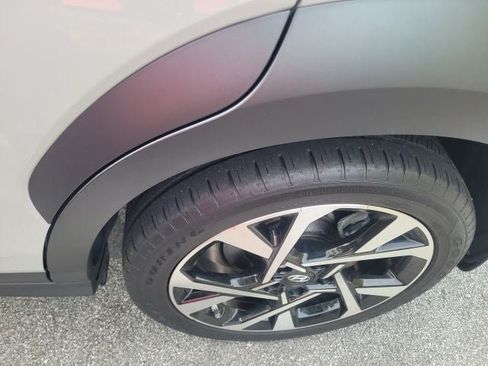 Used 2023 Hyundai Kona Limited w/ Cargo Package FWD image 7