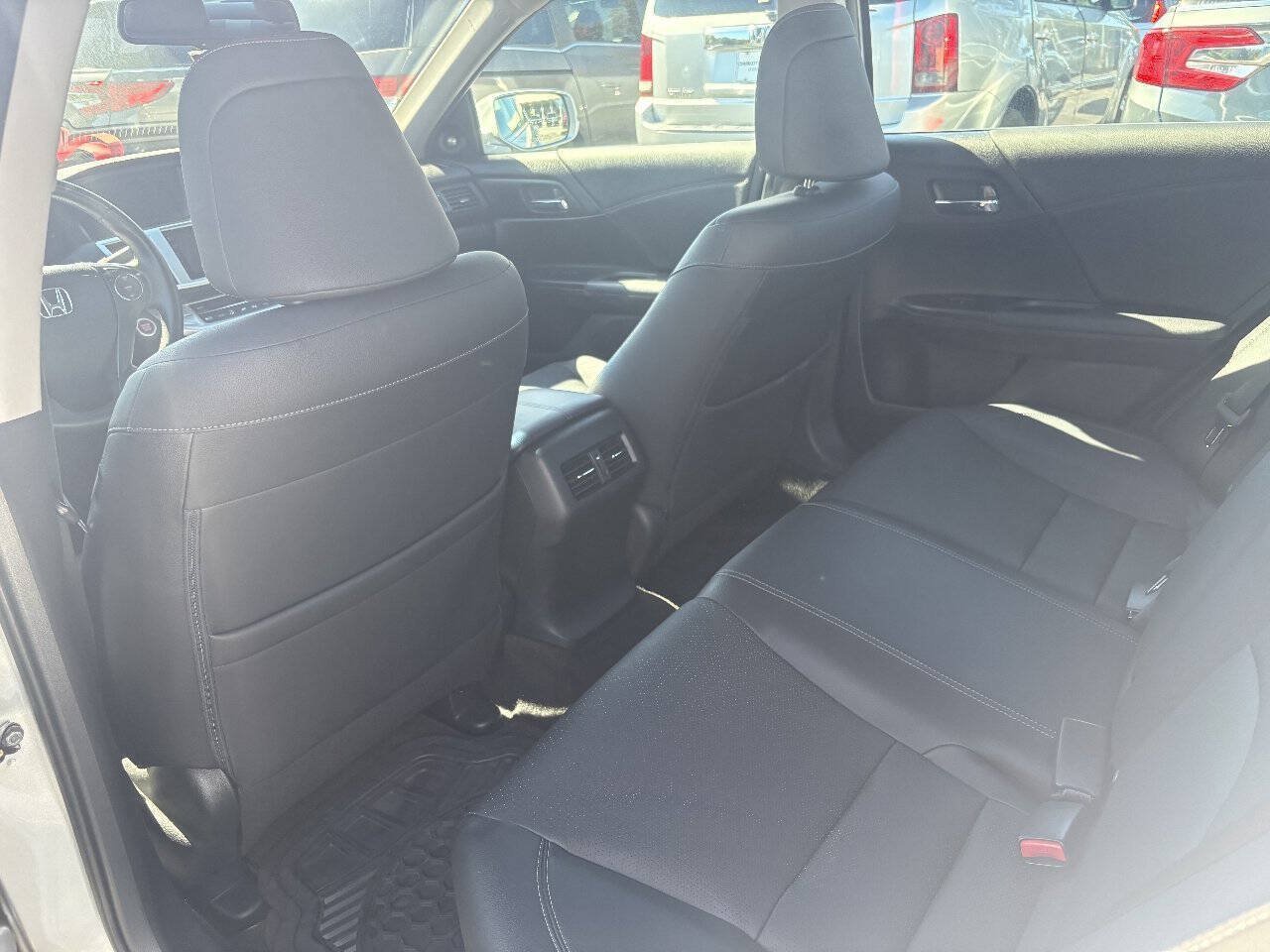 Used 2015 Honda Accord EX-L image 13