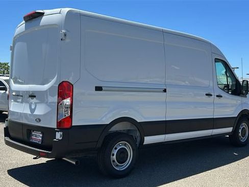 New 2026 Ford Transit 250 148 Medium Roof RWD image 3