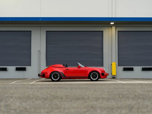 Used 1989 Porsche 911 Carrera RWD image 90