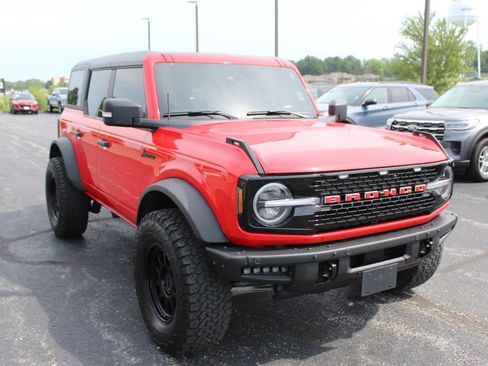 Used 2023 Ford Bronco Wildtrak AWD/4WD image 7