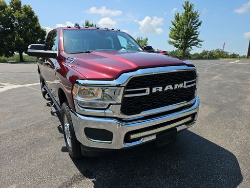 Used 2019 RAM 2500 Tradesman AWD/4WD image 8
