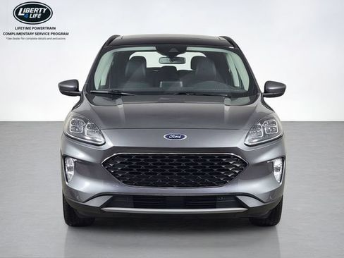 Certified 2022 Ford Escape Titanium w/ Class II Trailer Tow Package AWD/4WD image 8