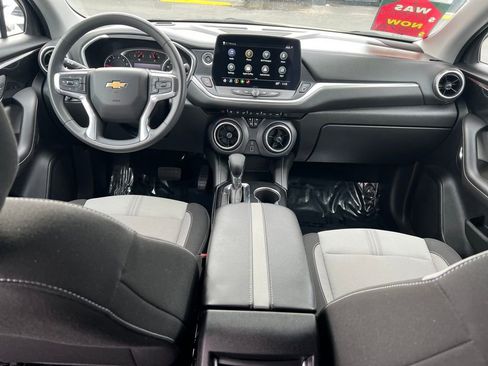 Used 2023 Chevrolet Blazer LT w/ LPO, Black Grille Bar Package image 31