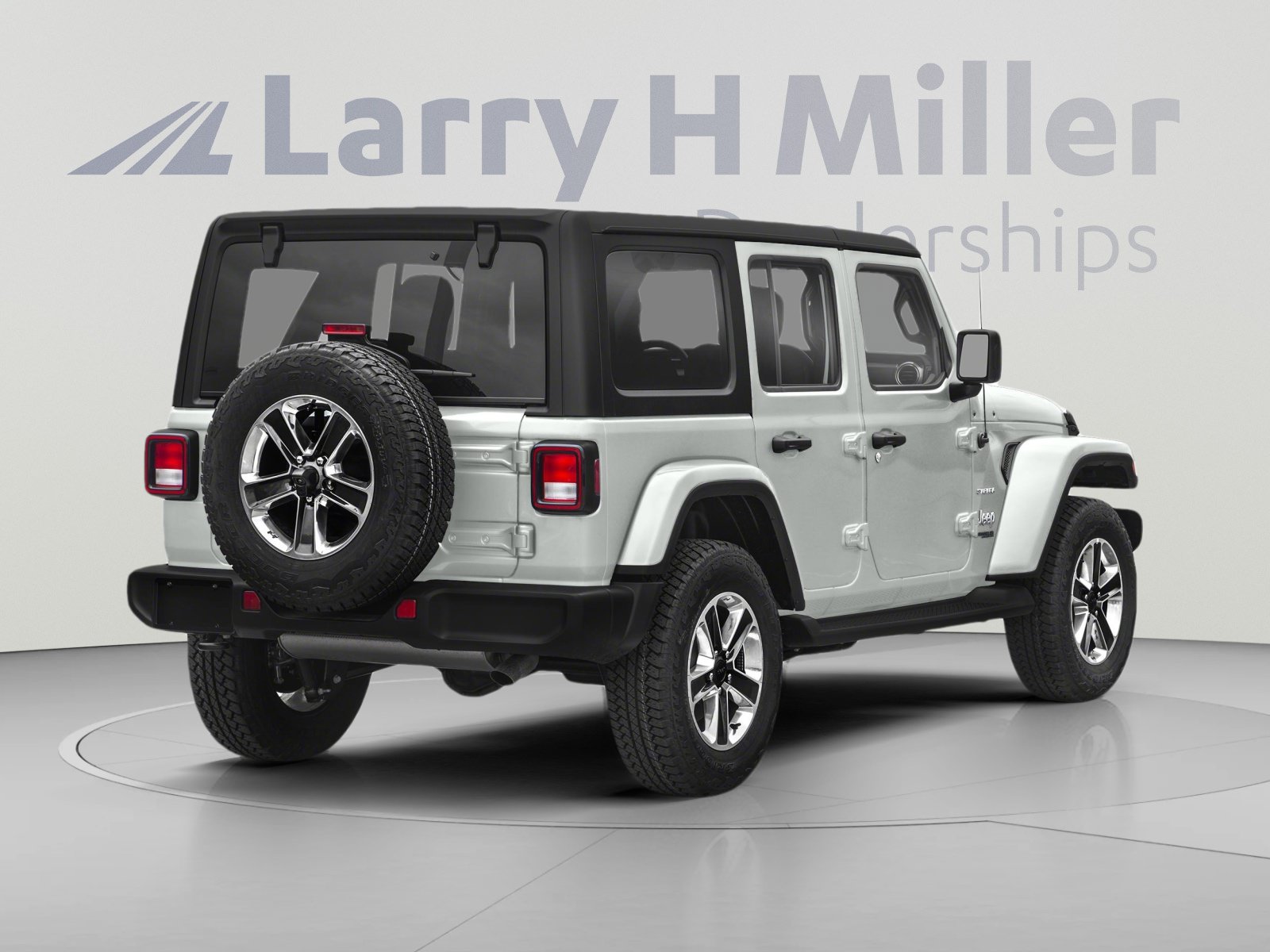 Used 2018 Jeep Wrangler Unlimited Sahara AWD/4WD image 2