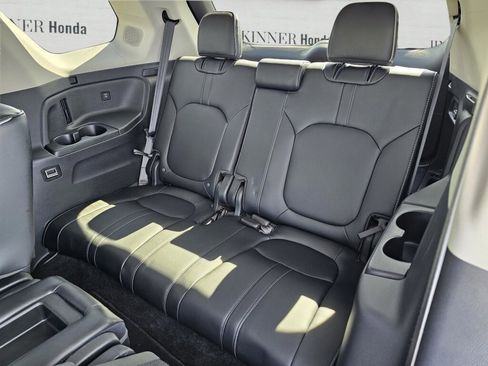Certified 2024 Honda Pilot Elite image 35