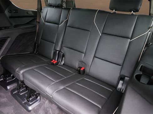 Used 2024 Cadillac Escalade Sport w/ LPO, ONYX Package image 27