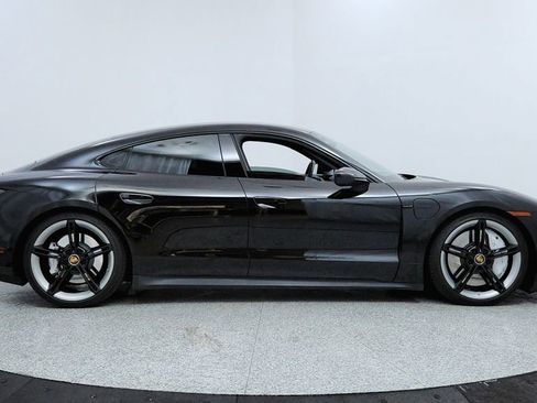 Used 2020 Porsche Taycan 4S w/ Premium Package image 6