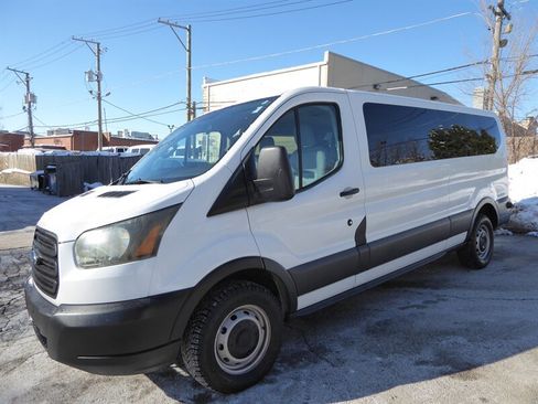Used 2015 Ford Transit 350 XL image 3