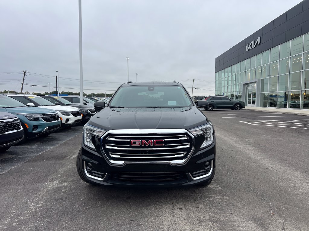 Used 2022 GMC Terrain SLT w/ Tech Package AWD/4WD image 8