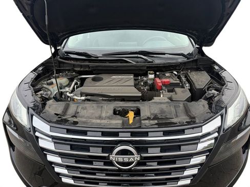 Certified 2024 Nissan Rogue SV image 18